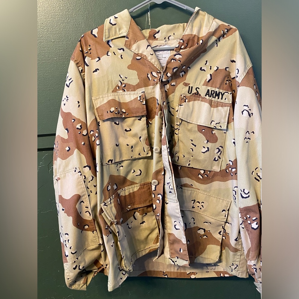 Rare Desert storm “chocolate chip” camo shirt Camouflage Desert Military Surplus